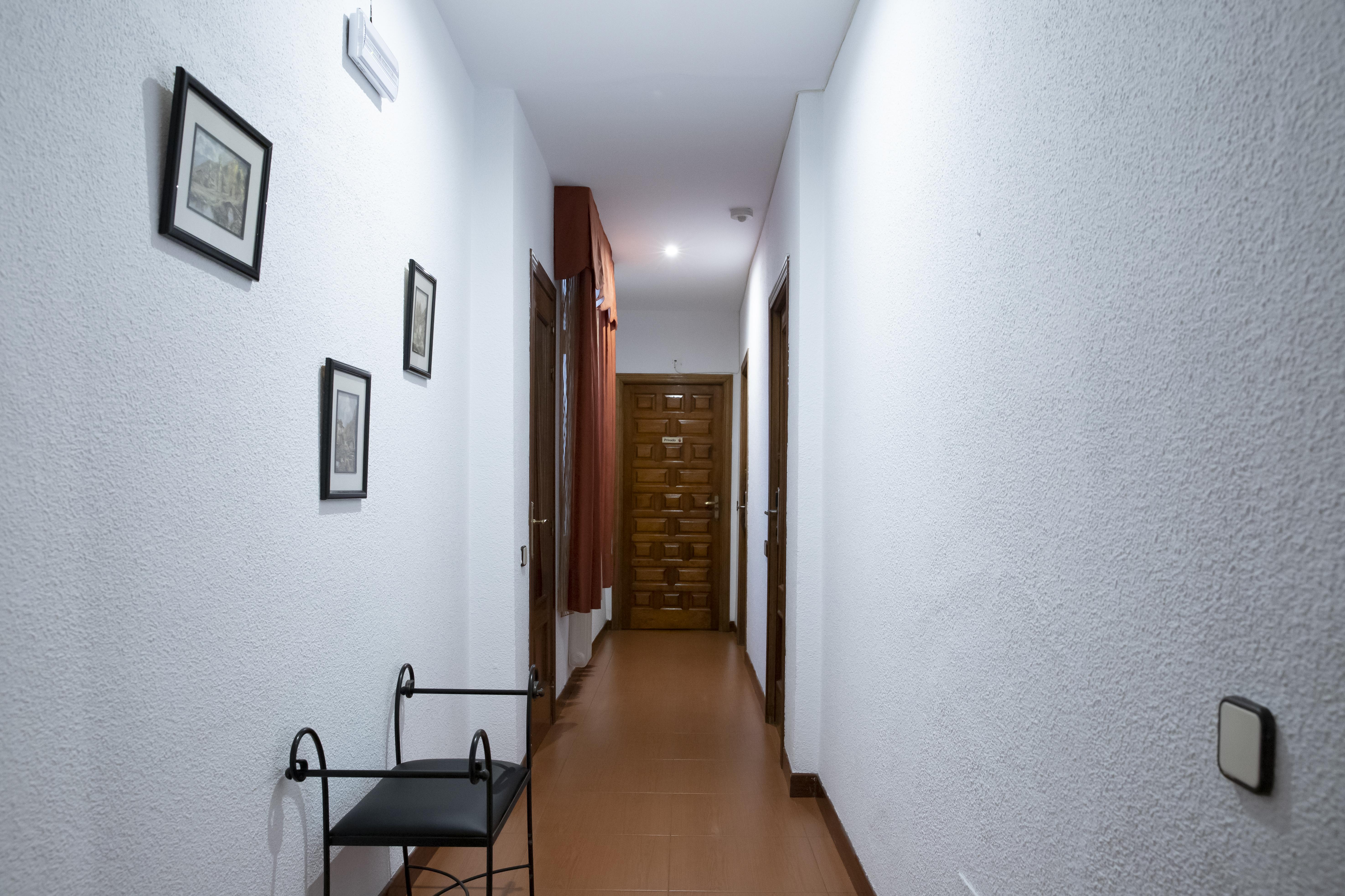 Hostal Tokio Madrid Bagian luar foto