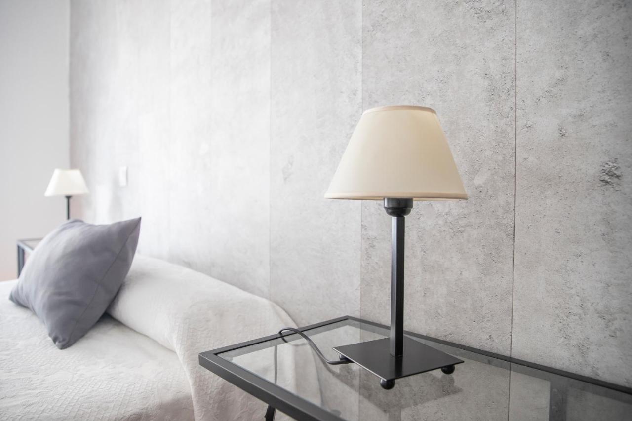 Hostal Tokio Madrid Bagian luar foto