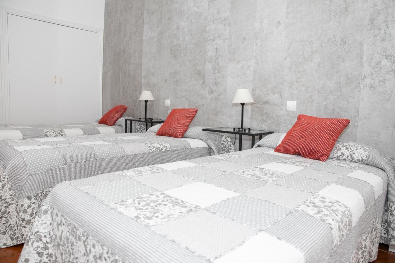 Hostal Tokio Madrid Bagian luar foto