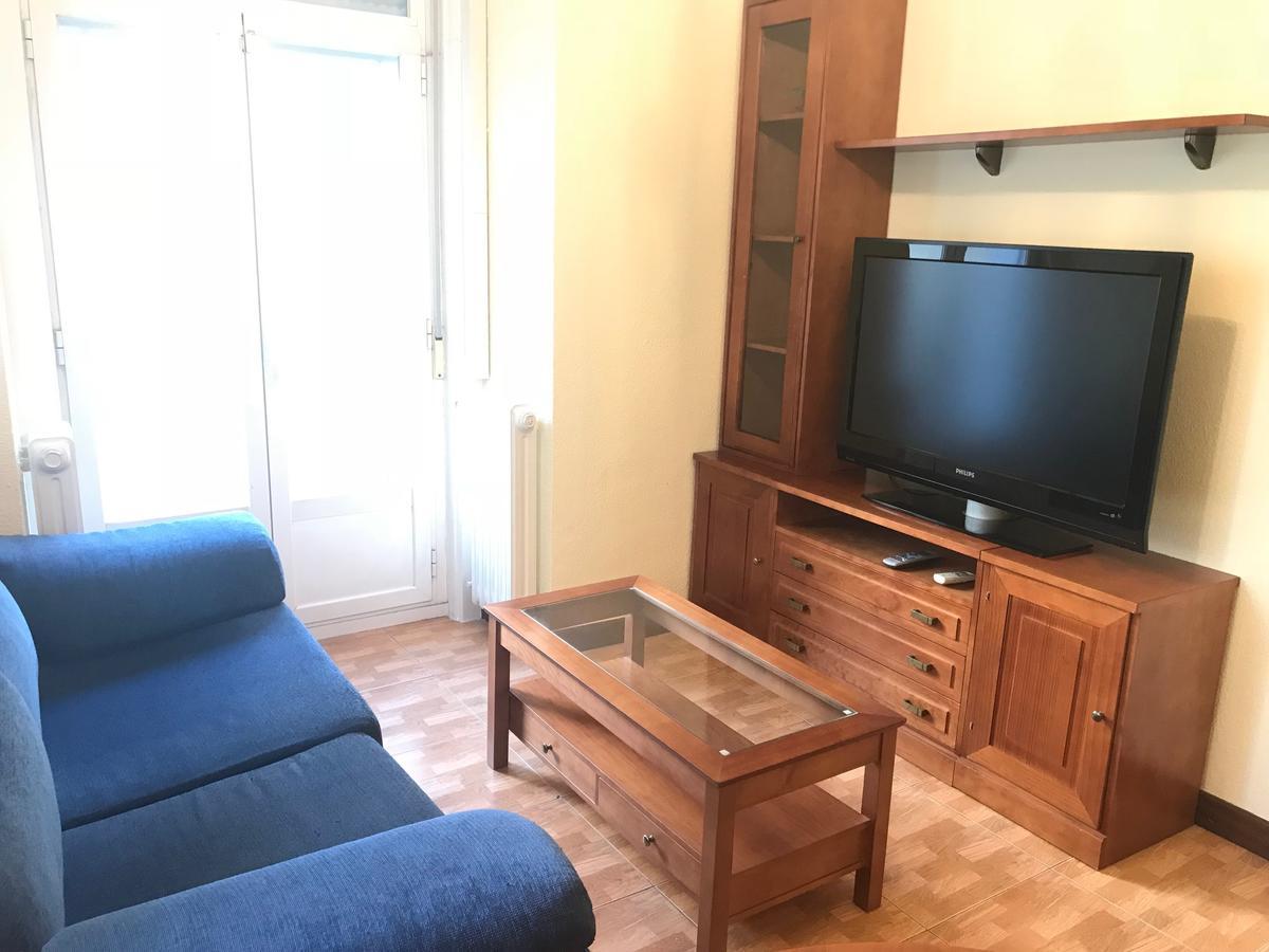 Hostal Tokio Madrid Bagian luar foto